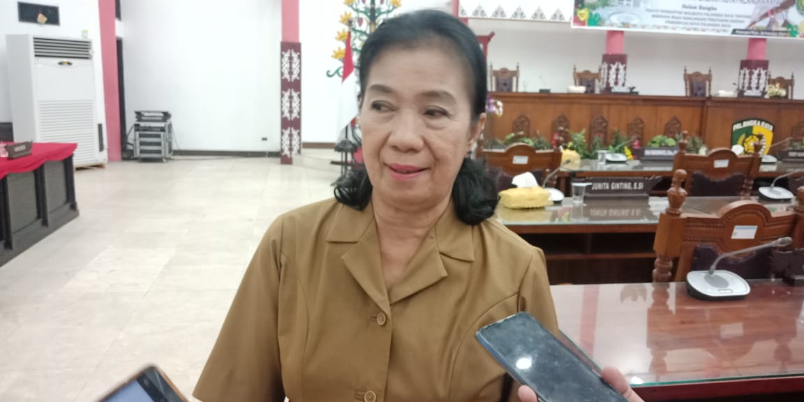  Cuaca Ekstrim,  Waspada Pohon Tumbang