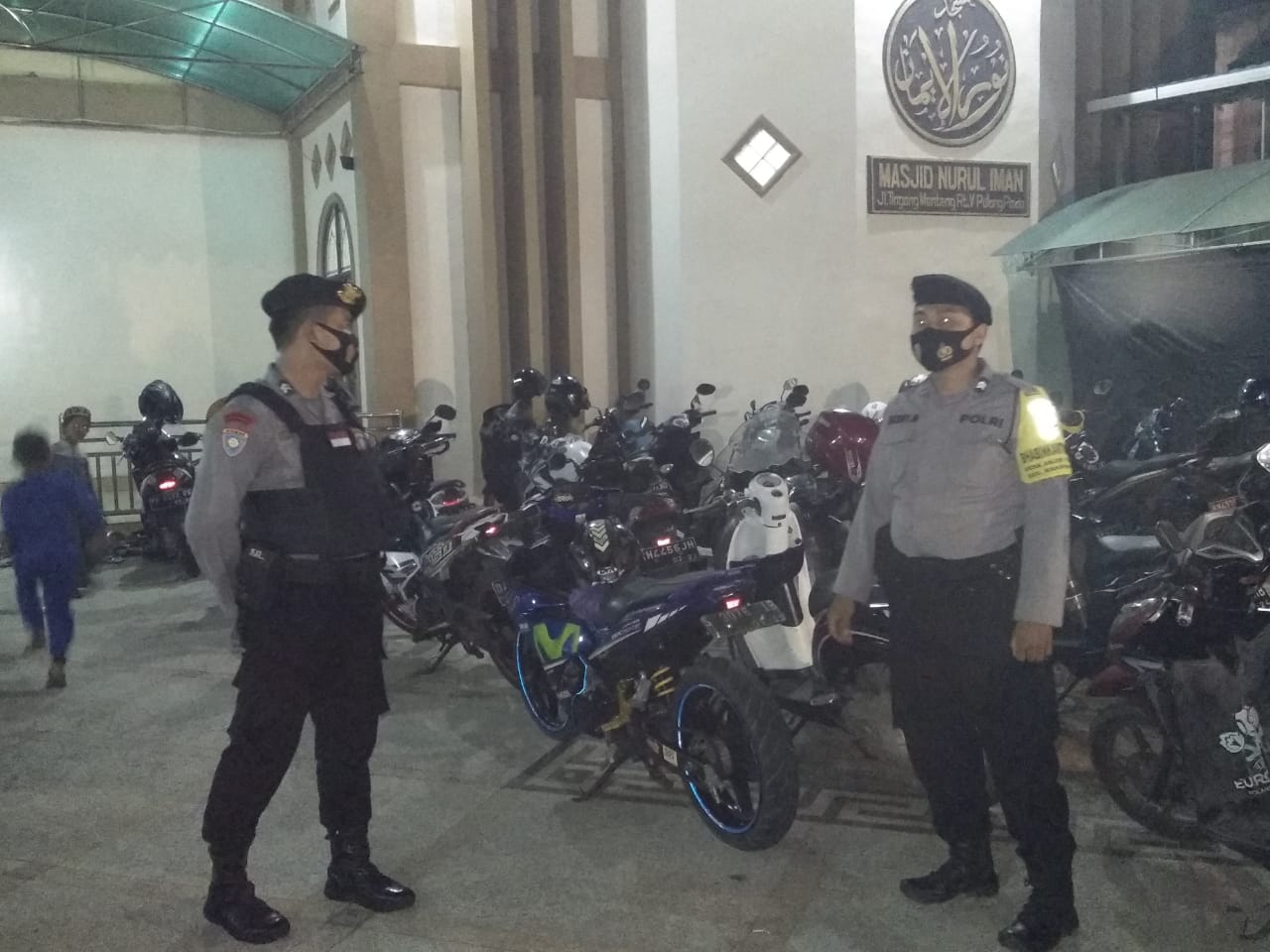  Polsek Kahayan Hilir Amankan Jalanya Haul Syekh Samman Al-Madani di Mesjid Nurul Iman Pulpis