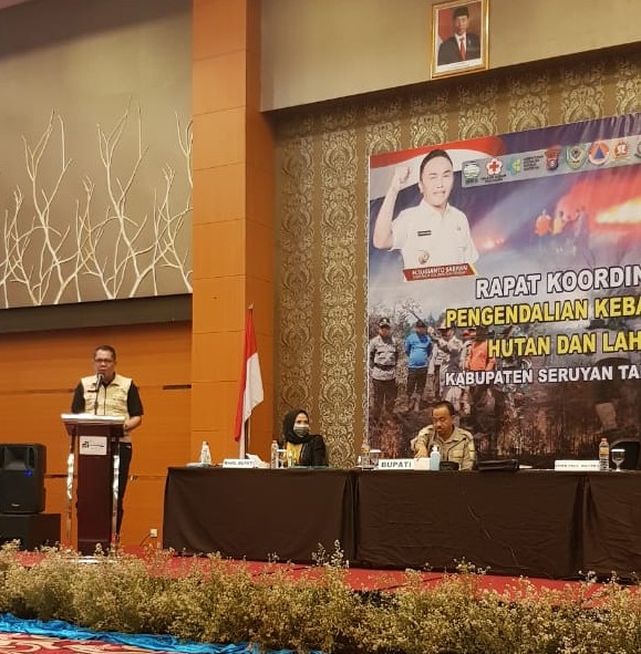  Gubernur Minta Semua Elemen Masyarakat dan Pemerintah Tingkatkan Kesiap-siagaan Hadapi Karhutla