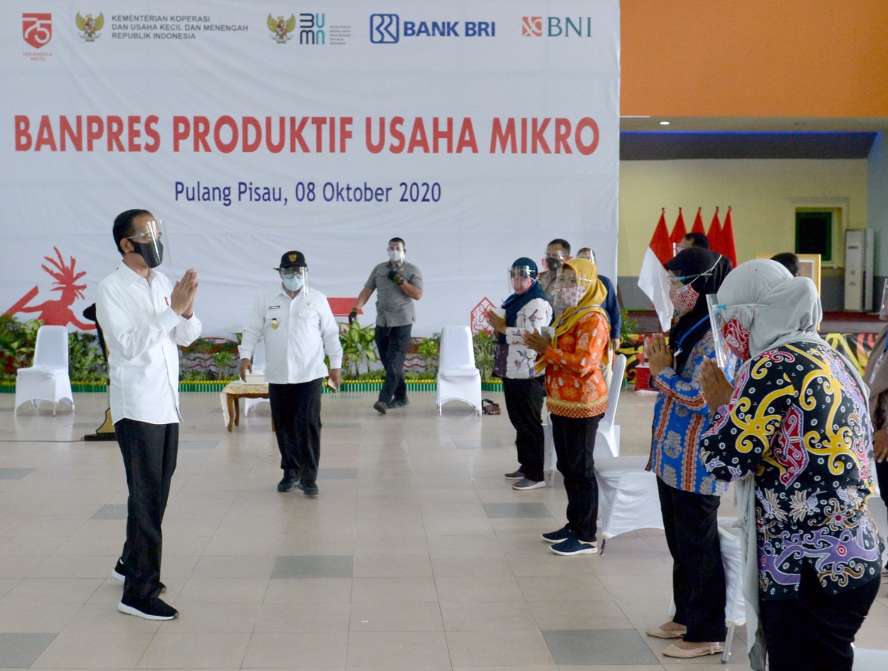  Presiden Minta UMKM Tetap Semangat Kerja, Jangan Menyerah, Bekerja Lebih Giat