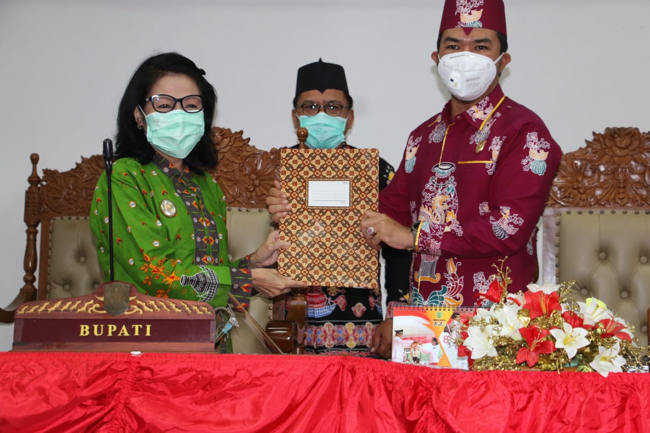  Taty Sampaikan Jawaban Terkait Pandangan Umum 6 Fraksi DPRD Pulpis