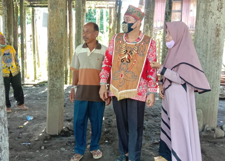  Bernilai Sejarah, Betang Singa Kenting Direnovasi