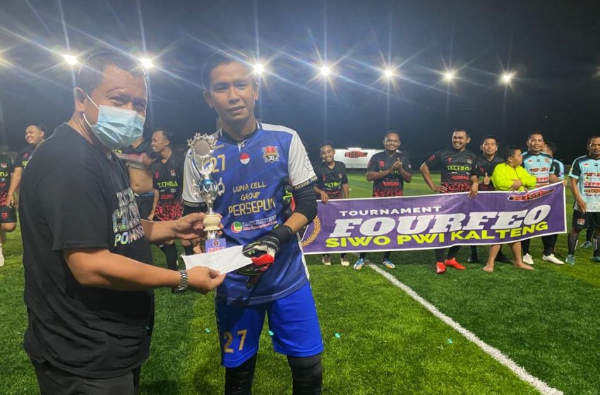  Turnamen Fourfeo Mini Soccer SIWO PWI Kalteng Berlangsung Sukses. Tim HVX juara Fourfeo SIWO