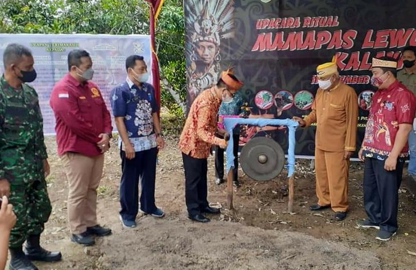  Pemkab Pulpis Apresiasi Pelaksanaan Ritual Mamapas Lewu Kalawa