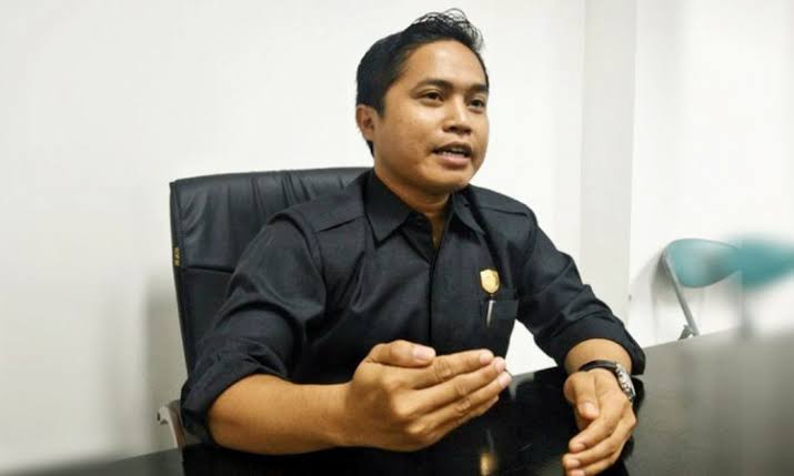  Legislator Ini Soroti Parkir Liar Depan Komplek Perkantoran