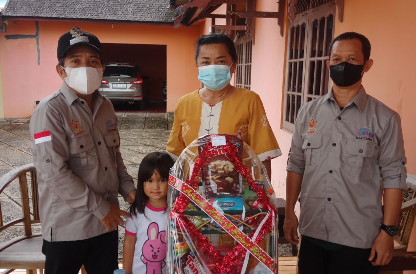 SMSI Berbagi Kasih Kepada Pengurus dan Keluarga Ketua Pembina (SMSI) Kalteng, Alm. Bartel B Usin