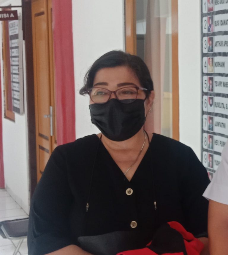 Nenie A Lambung