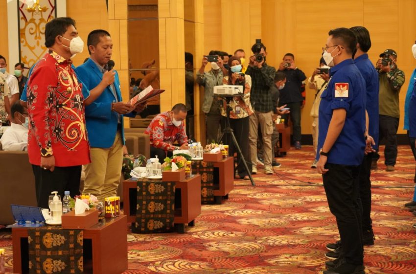  Pelantikan DPD KNPI. Salahudin : Mempunyai Komitmen yang Sama Memajukan Organisasi dan Bersinergi Dengan Pemerintah Daerah   