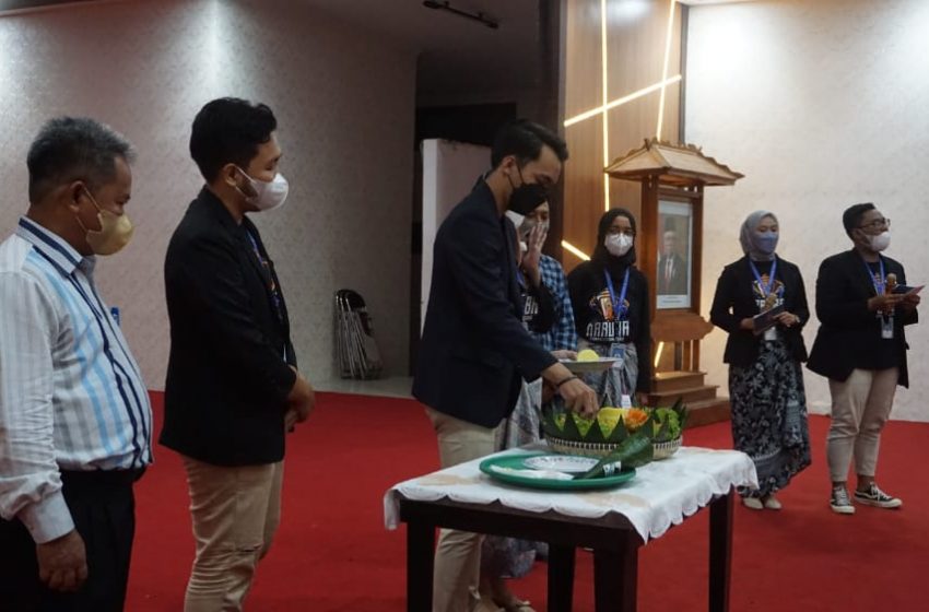  Malam Puncak Dies Natalis Hima Kobar, Sukses dan Meriah. Dihadiri para Tokoh Sekaligus Launching Lagu MARS