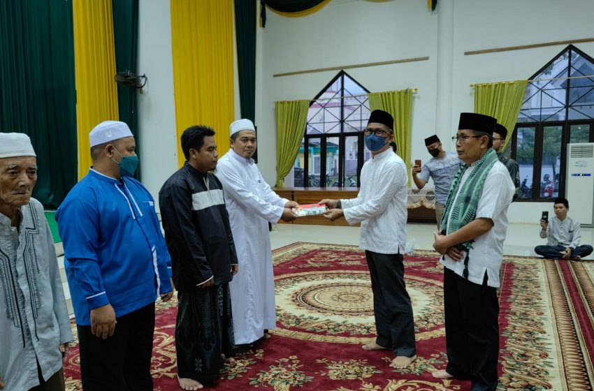  Tim Safari Ramadhan Serahkan Bantuan Gubernur Untuk Masyarakat Mura