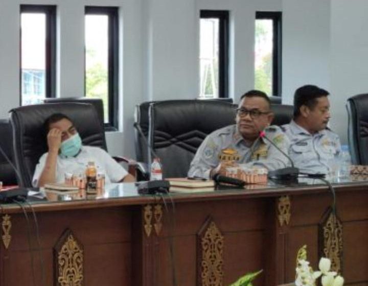  Komisi II DPRD Barut Gelar Hearing Dengan PT Batara Perkasa