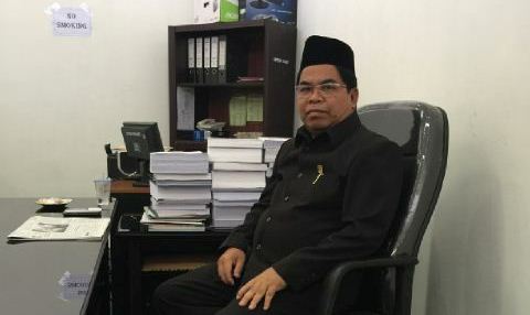  Dewan Berhadap Bantu Masyarakat Buka Peluang Pekerjaan