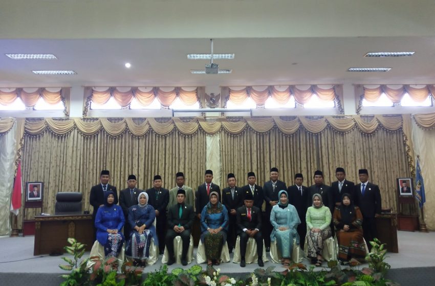  Ketua DPRD Pimpin Rapat Paripurna LKPj