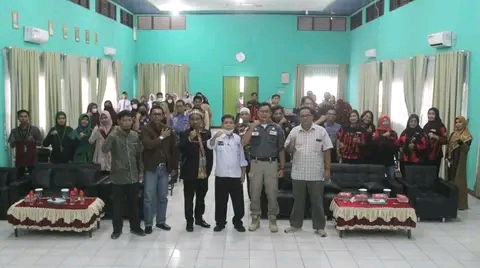  SMSI Barsel Gelar Seminar Pemilu Damai. Ketua SMSI : Terus Berkolaborasi, Beri Pemahaman dan Pengetahuan Pemilu Damai