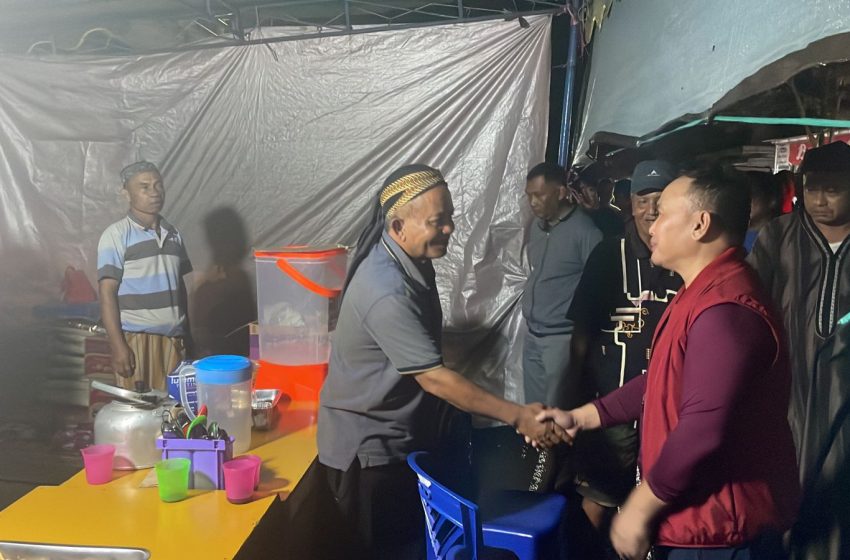  Pastikan Kesehatan dan Makanan Warga Terpenuhi, Gubernur Kalteng Tinjau Langsung 5 Posko Banjir Malam Hari