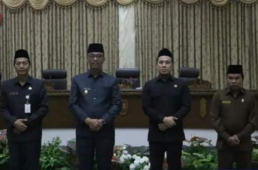  DPRD Barito Utara Gelar Rapat Paripurna Ke-4 Mendengarkan Pidato Pengantar Bupati Barito Utara