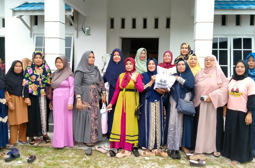  Mak Ganjar Kalteng Gelar Haul Guru Sekumpul dan  Isra Miraj  Bersama Ibu Pengajian