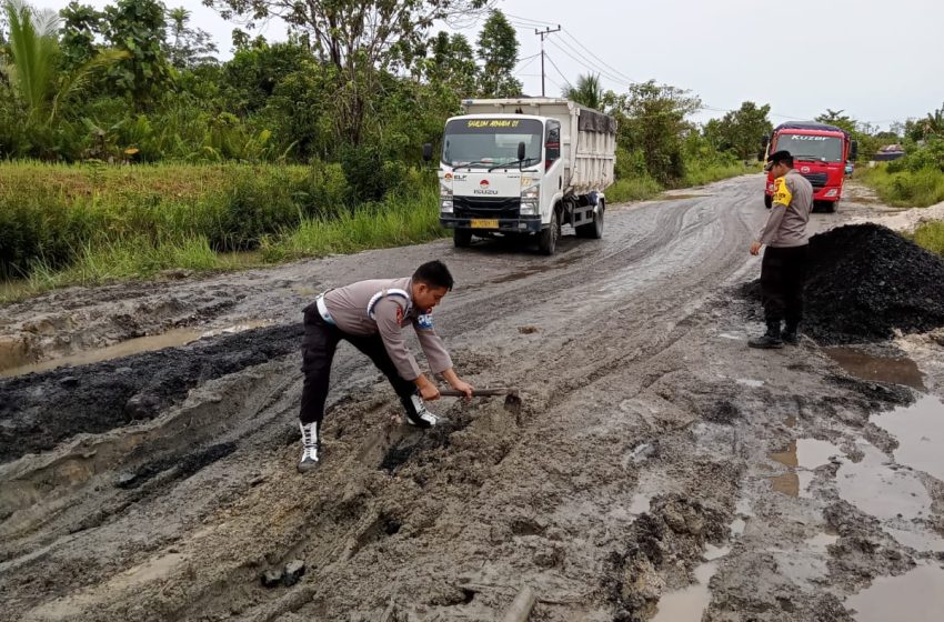  Truk PBS Jangan Konvoi di Jalan Kuala Kurun – Palangka Raya