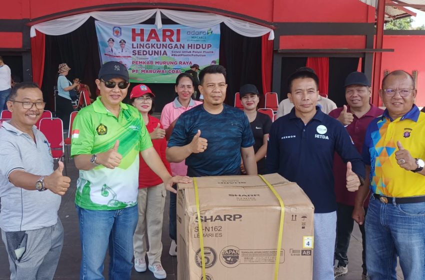  Adaro Minerals Bersama Pemkab Mura Gelar Jalan Sehat Sambil Pungut Sampah