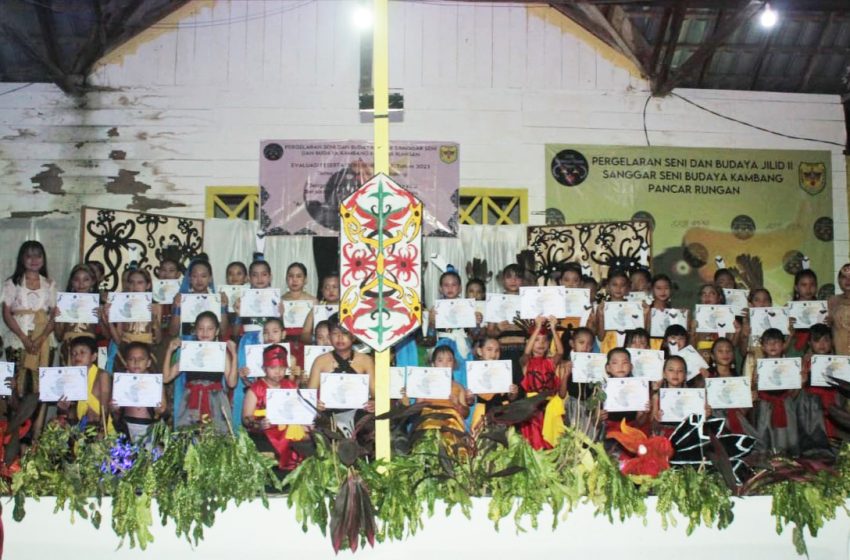  SLK dan Sanggar Seni Budaya Kambang Pancar Rungan Sukseskan Pergelaran Tari dan seni di Jakatan Raya