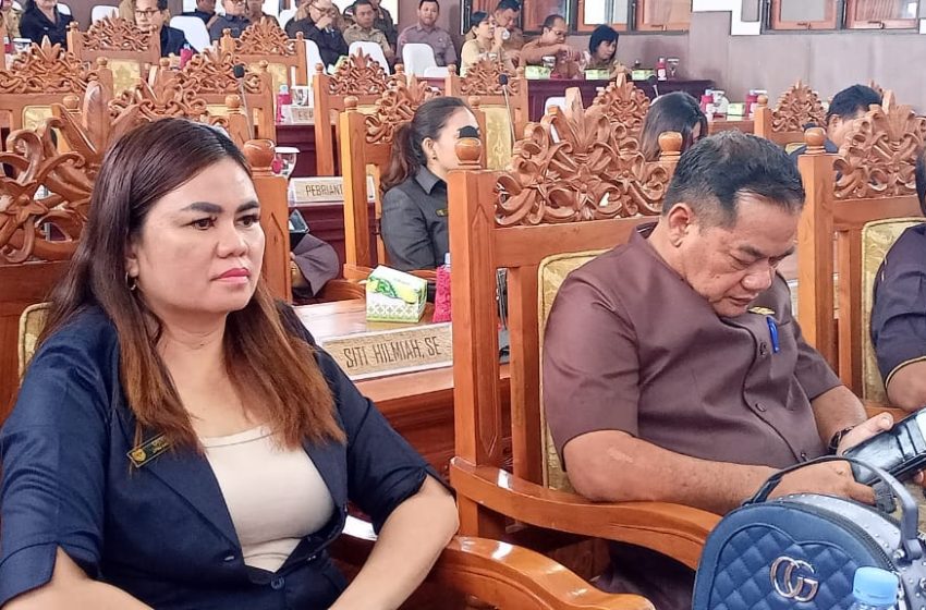  Guru Jangan Suka Posting Status di Medsos