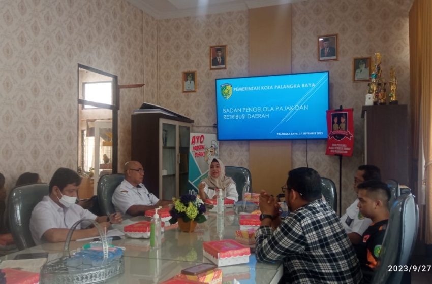  Bayar PBB Cukup Dari Rumah. Emi Abriyani : Cek Tagihan Melalui Web https://pbb.palangkaraya.go.id 