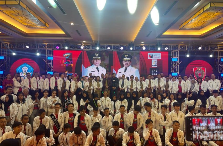  Pemprov Kalteng Berikan Penghargaan 128 Siswa Berprestasi Ajang Nasional dan Internasional