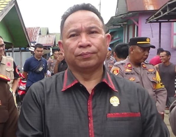  Akses Jalan Darat Permudah Pemasangan Jaringan Listrik