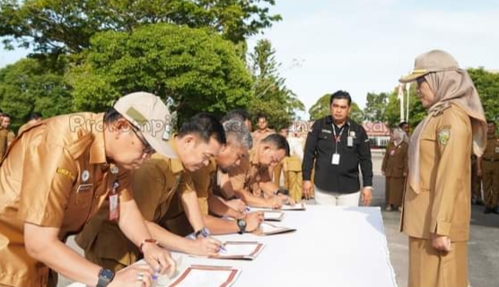  Pejabat Pemko Palangka Raya Tandatangani Pakta Integritas