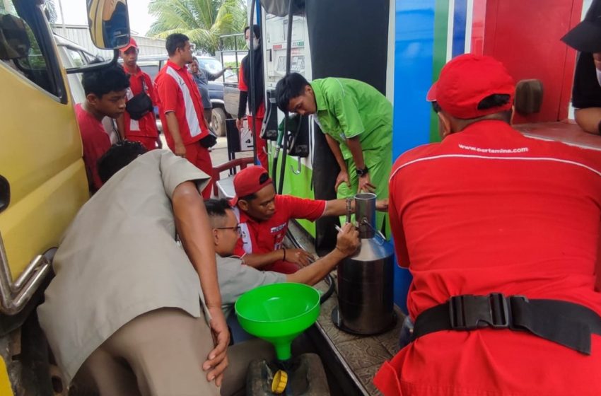  Lindungi Konsumen Dari Tindakan Kecurangan, Pertamina Lakukan Uji Takar Nozzle Dispenser SPBU Serentak di Kalteng