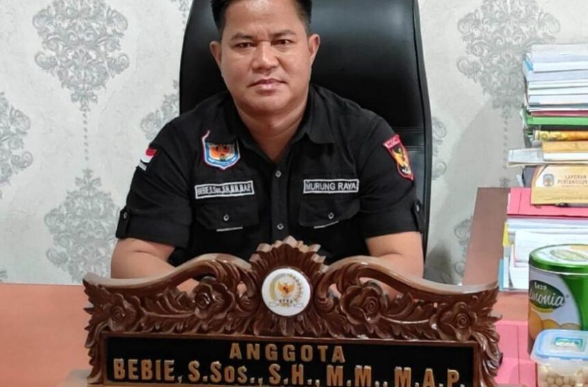  Jembatan Gantung Wisata Air Terjun Liang Pandan Rusak Parah, Dewan Minta PUPR Segara Lakukan Perbaikan. Bebie : Jangan Sampai Ada Korban Jiwa