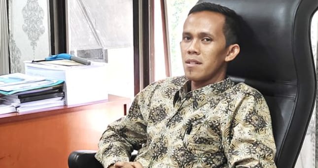  Antisipasi Musibah Kabakaran, Anggota Dewan Mura Serahkan Bantuan Alat Pemadam Kebakaran Portabel