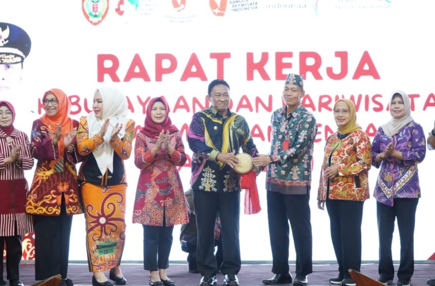  Samakan Persepsi dan Perkuat Sinergitas, Wagub Buka Resmi Rakerda Pariwisata dan Kebudayaan Tahun 2024