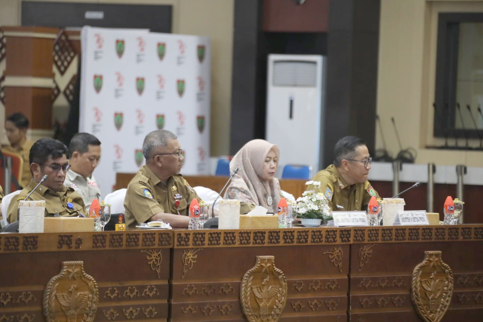 Rotasi Jabatan. Leonard S. Ampung Jabat Plt Sekda Kalteng
